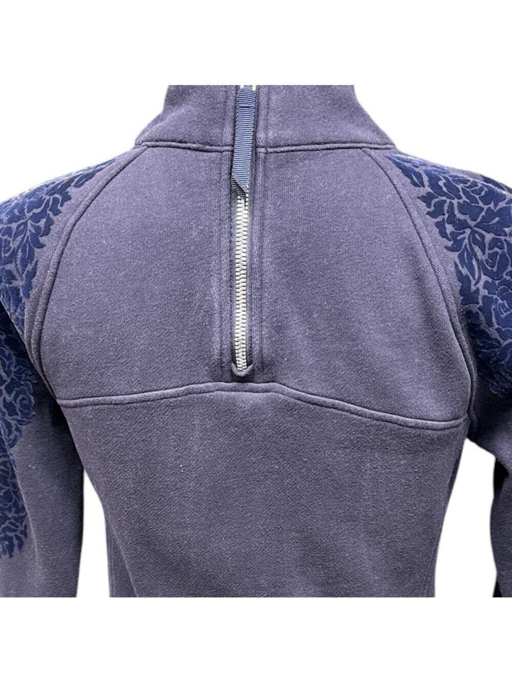 Lululemon Women's M Blue Floral Flock Funnel Neck Pullover Jacket Size 4 - Picture 12 of 12